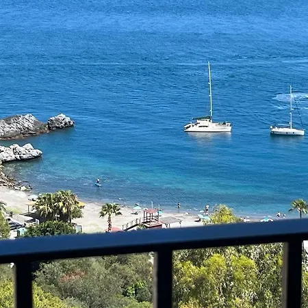 Marina Azul Luxury